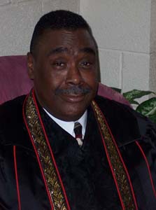 2009 Pastor Gordon 004